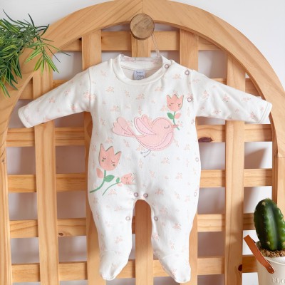 Macacão Malha Trape Zape - Passarinha com Flores - Off White e Rose